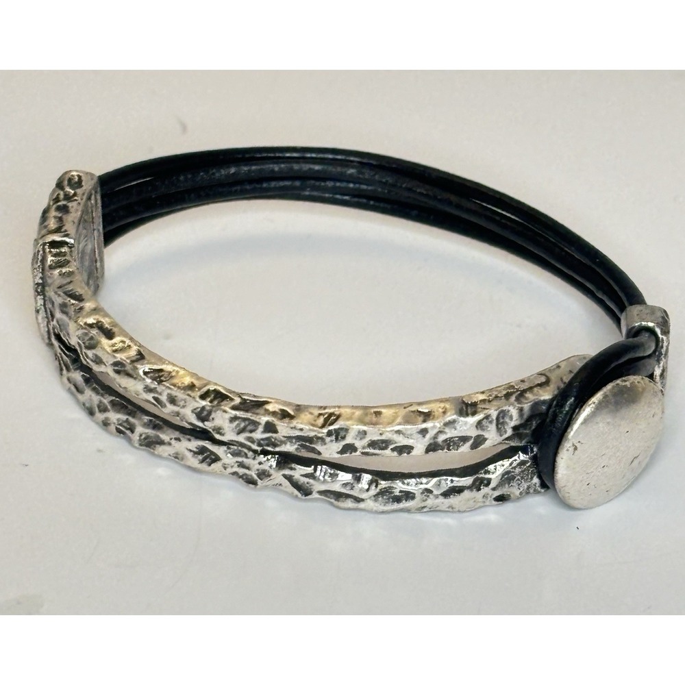 Vintage Leather Cord & Silvertone Hammered Metal Bracelet 6.75"